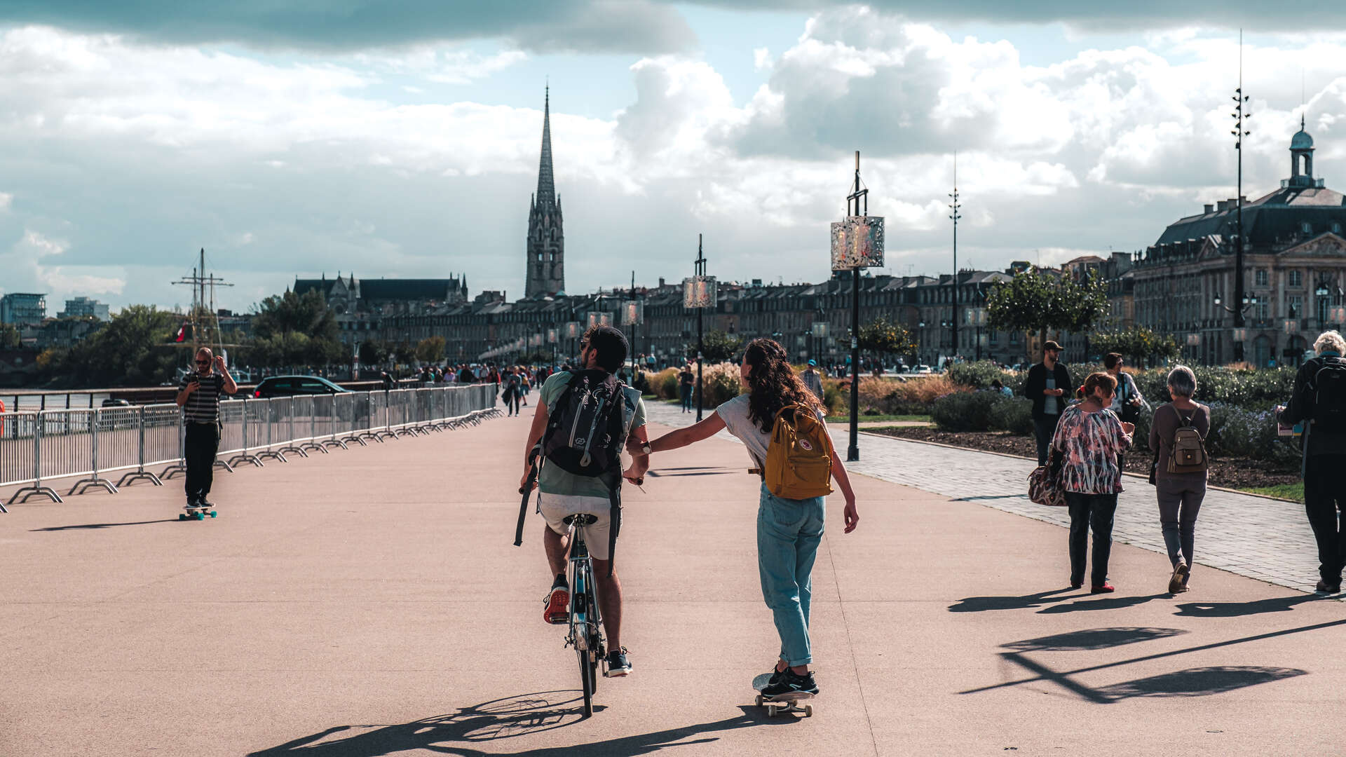Quais rive gauche, la Garonne en majesté Bordeaux Tourisme & Congrès